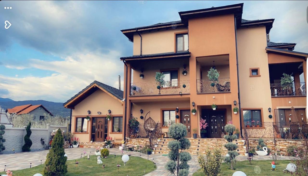 Casa Erk Bed and Breakfast Călimăneşti Εξωτερικό φωτογραφία