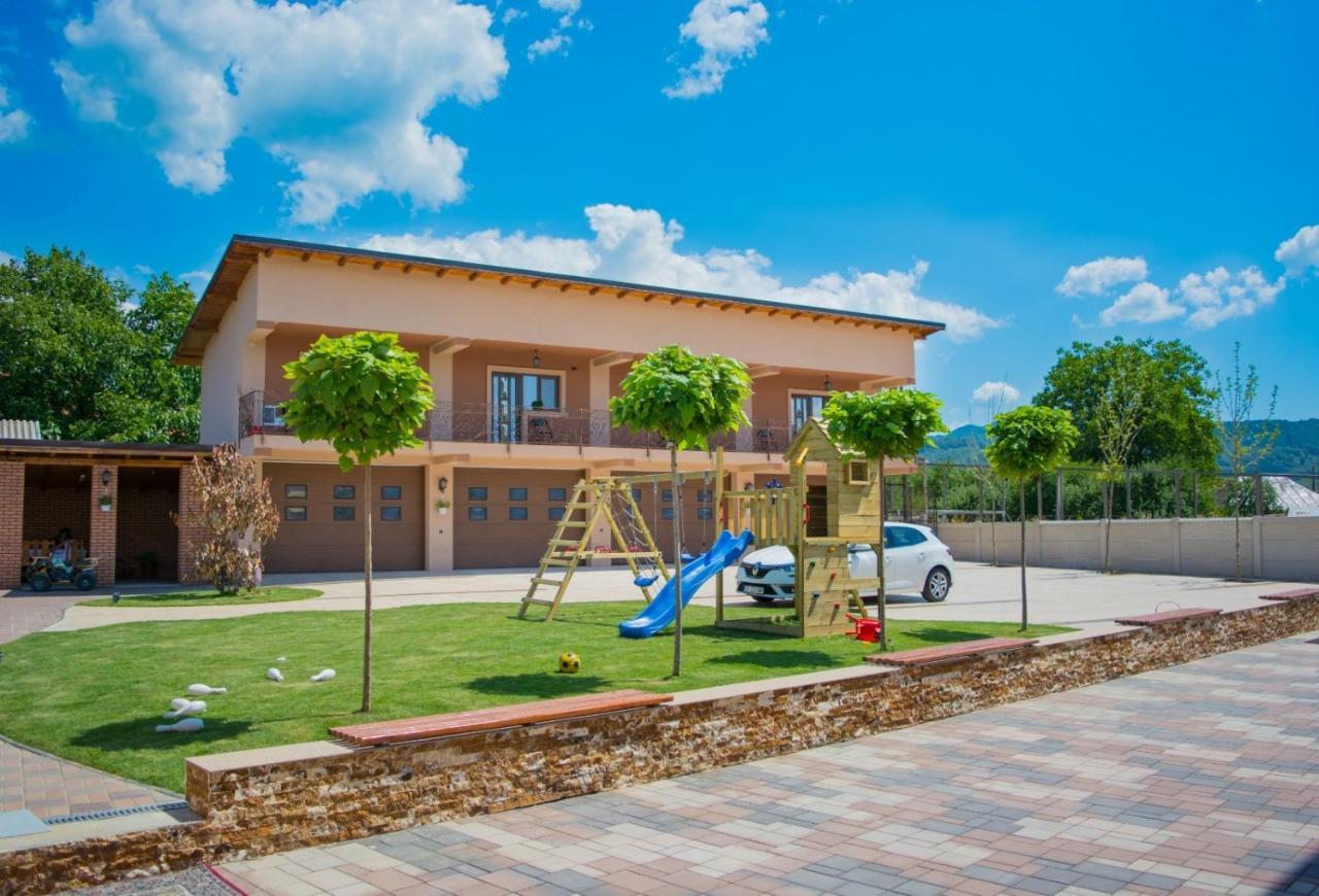 Casa Erk Bed and Breakfast Călimăneşti Εξωτερικό φωτογραφία