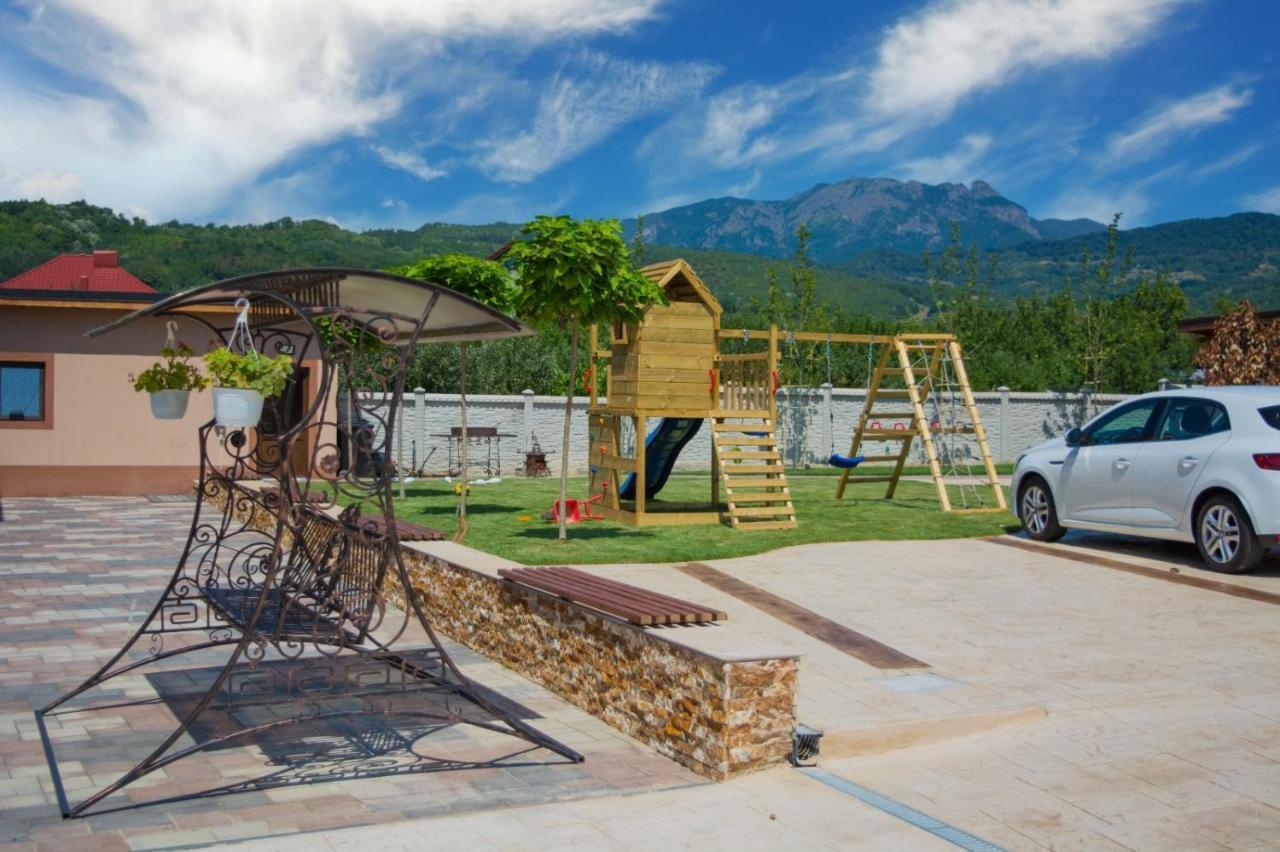 Casa Erk Bed and Breakfast Călimăneşti Εξωτερικό φωτογραφία